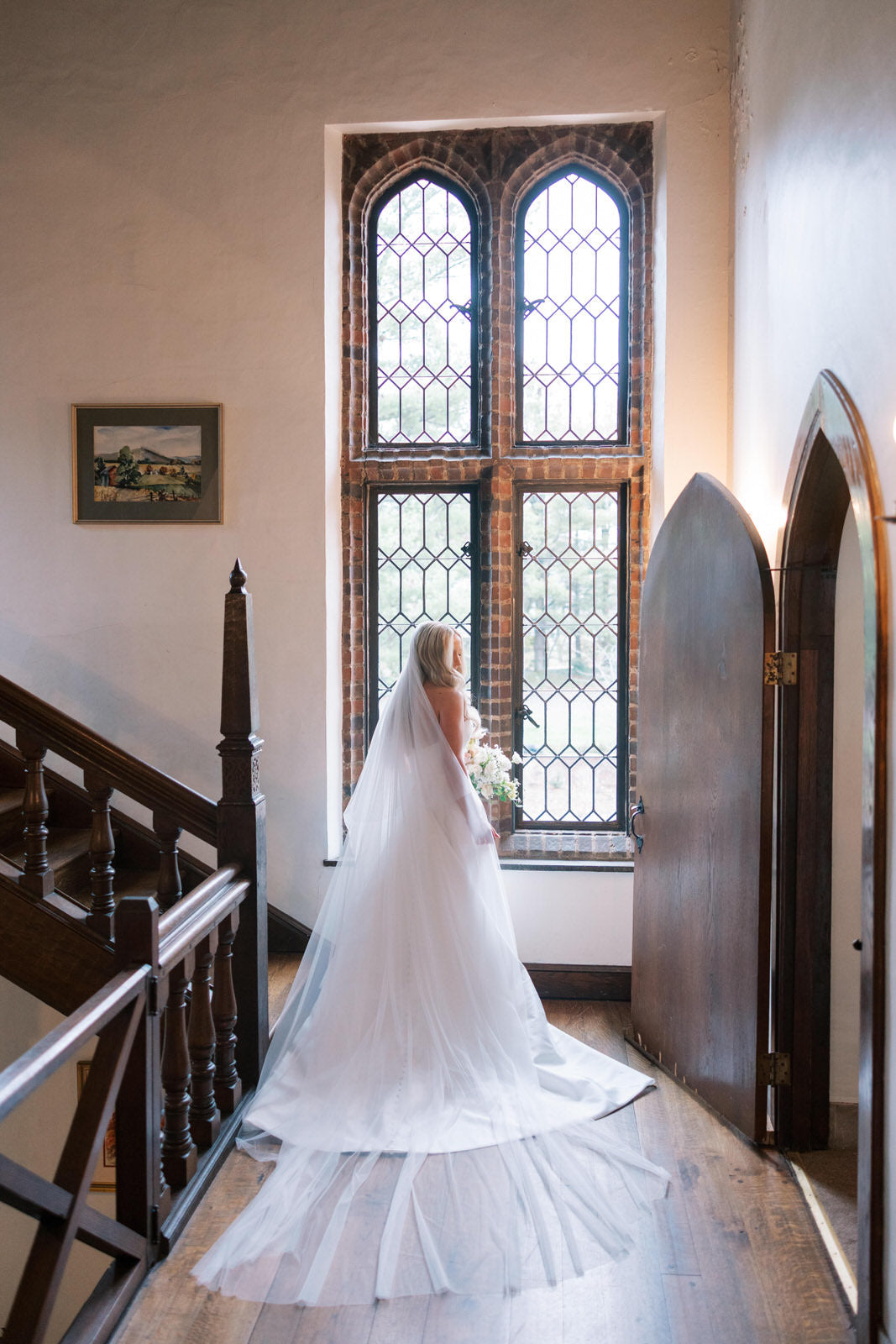 English Net Cathedral Wedding Veil, Single Tier Raw Edge  display picture 3