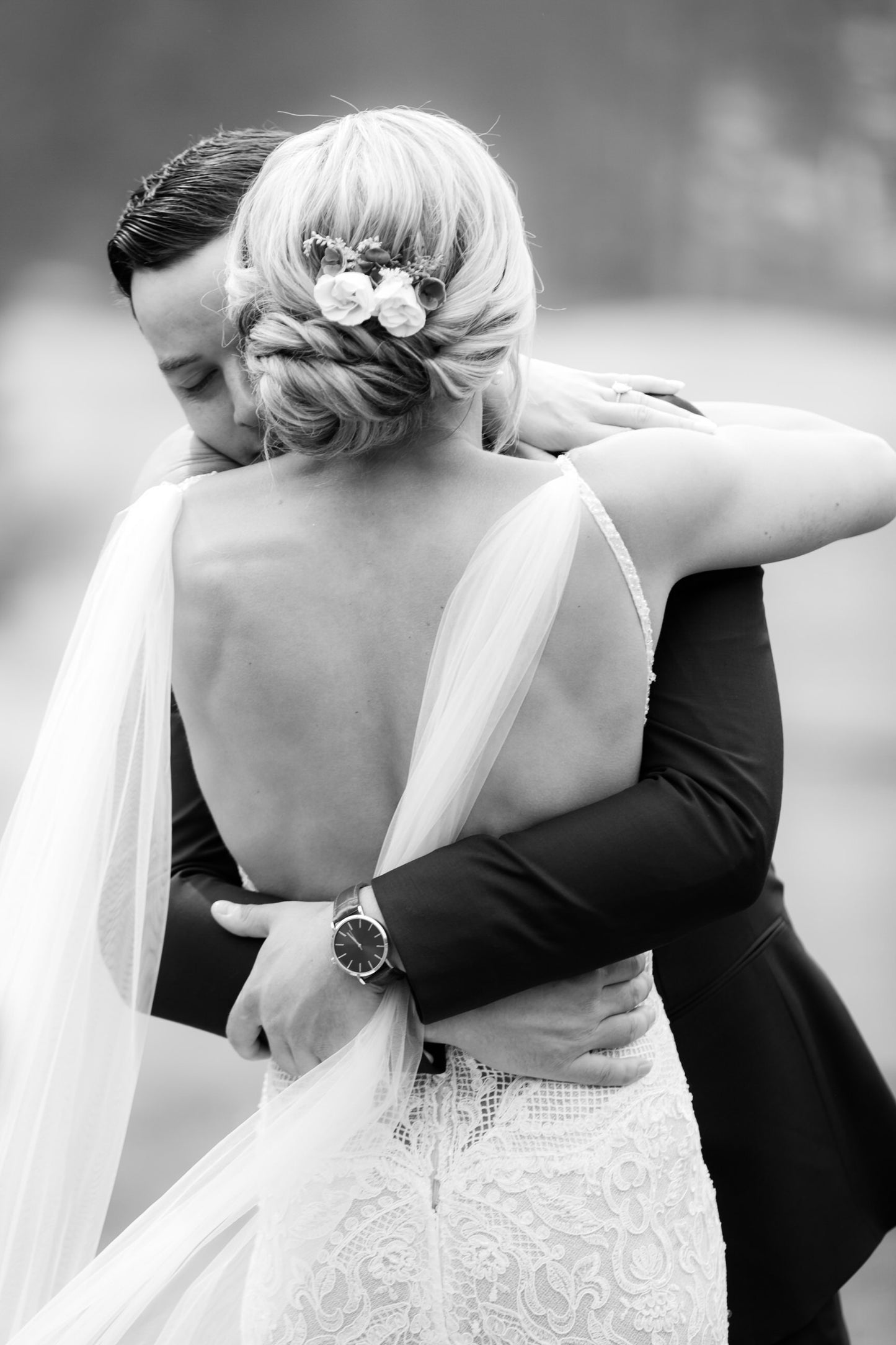 simple bridal wing set with simple low back dress