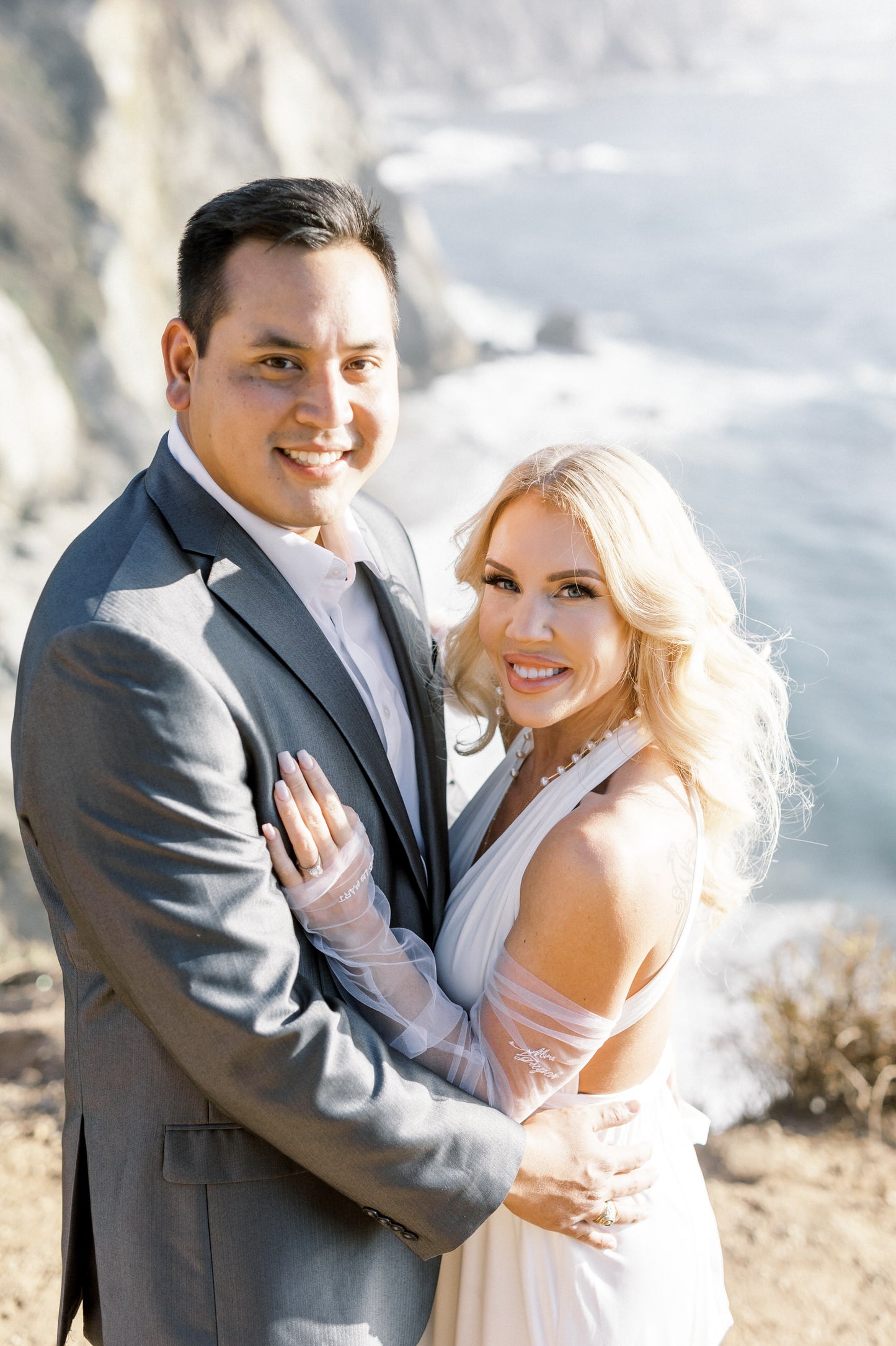 long fingerless gloves with custom text for bride eloping at Big Sur, california