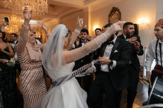 Should Brides Wear a Wedding Veil? Top 7 Reasons for the Classic Bridal Accessory