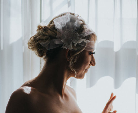 short birdcage wedding veil over the eyes for retro styled bride