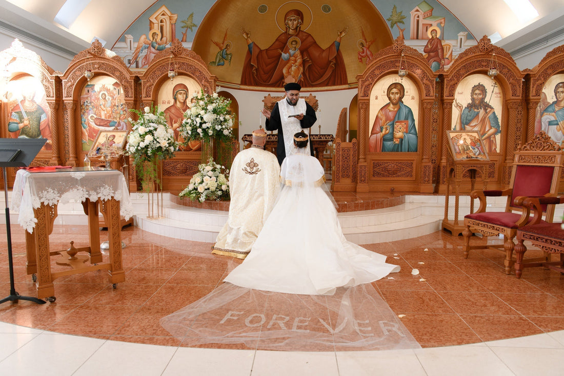 What Brides Should Embroider on their Wedding Veil: Best Ideas for Veils with Writing