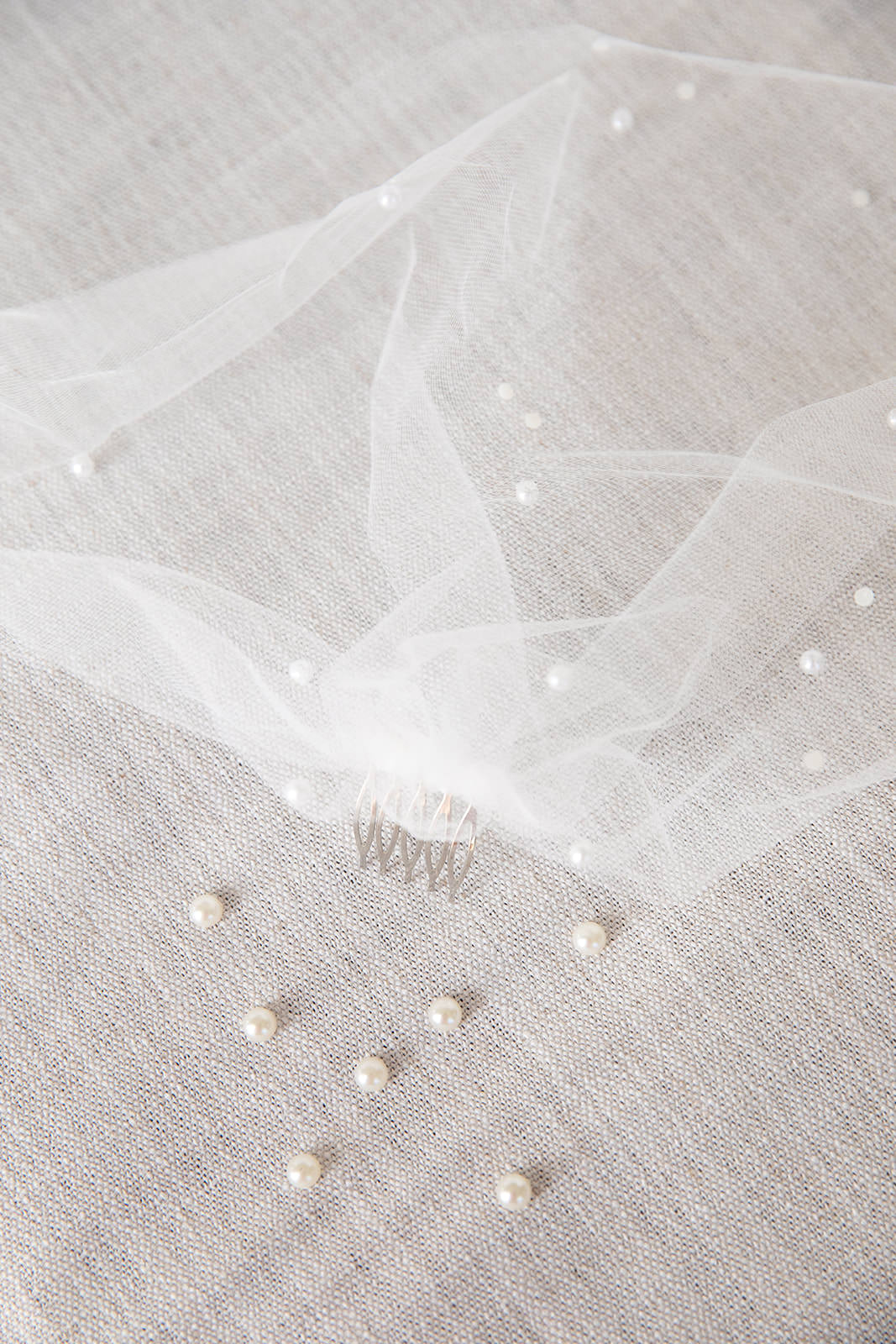 scattered pearl bridal veil short shoulder length