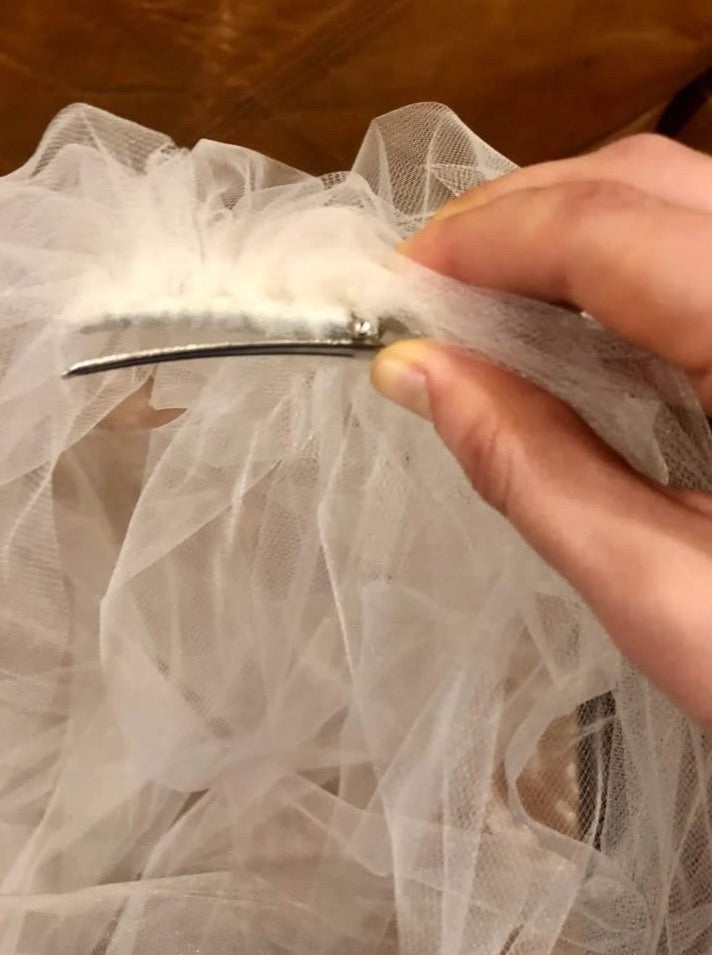 DIY Bride Bachelorette Veil Tutorial