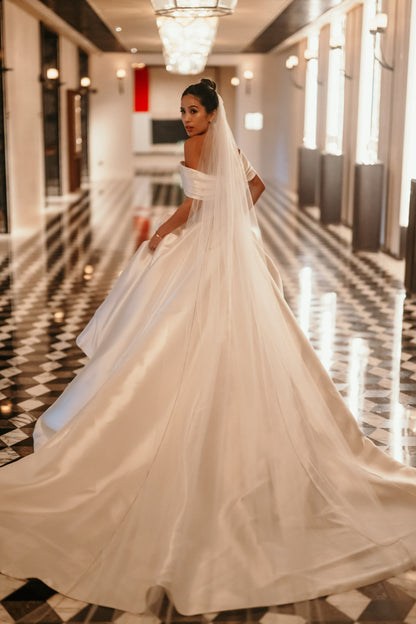 extra long formal royal length bridal veil with crystal trim