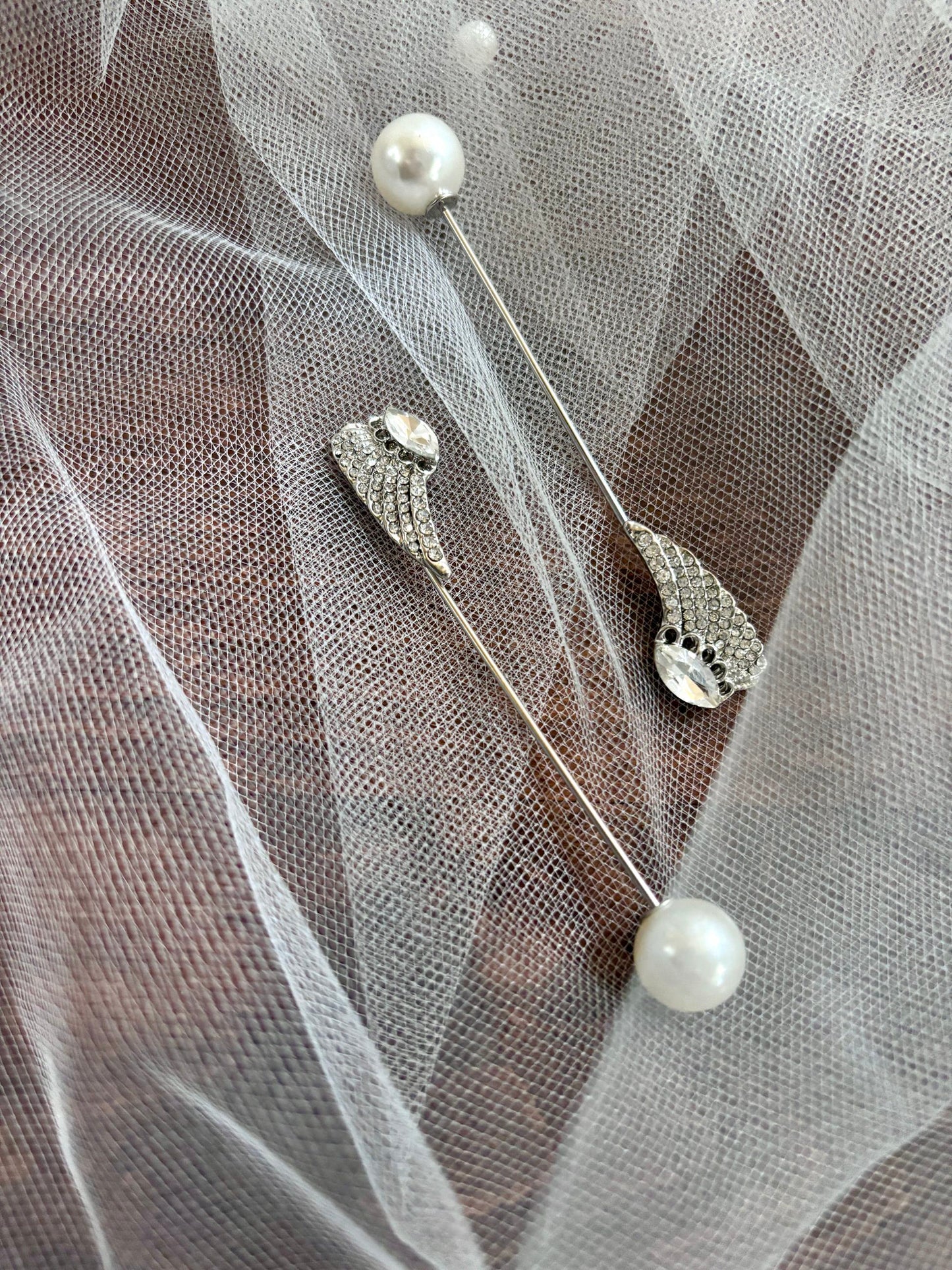 bridal veil bustle with retro Gatsby rhinestones