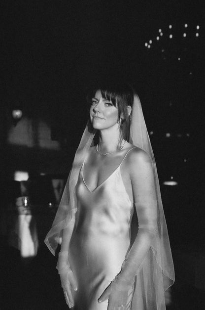 minimalist glam cascading angel cut bridal veil for old Hollywood bride