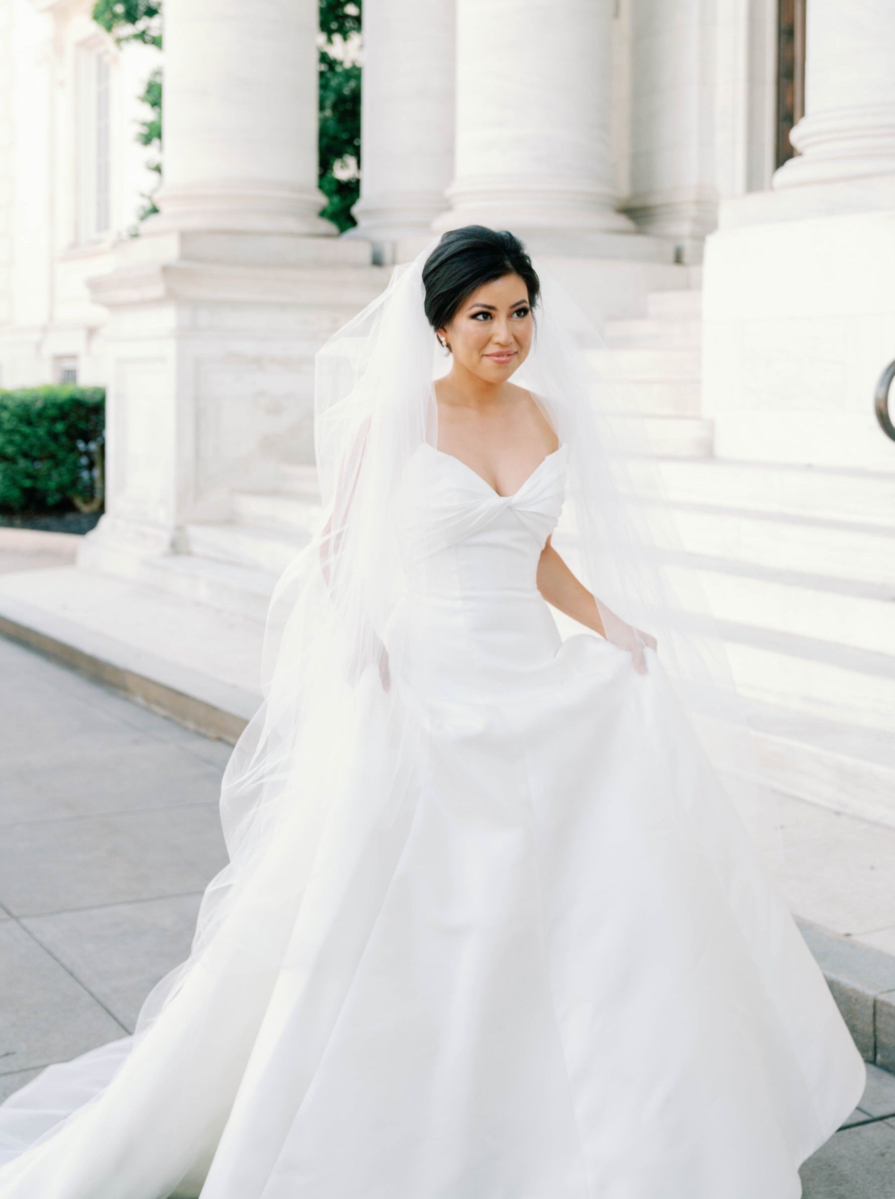 Cathedral Length Wedding Bridal Veil Full Edge Tulle White Veils Wedding  Photo - WEDDING ACCESSORY