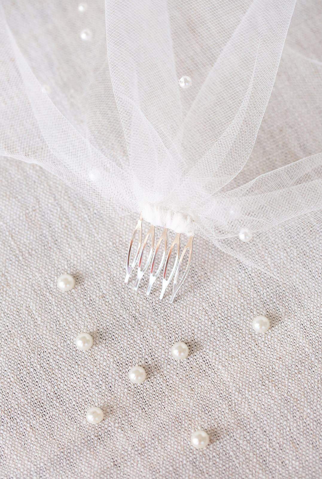 simple pearl birdcage wedding veil