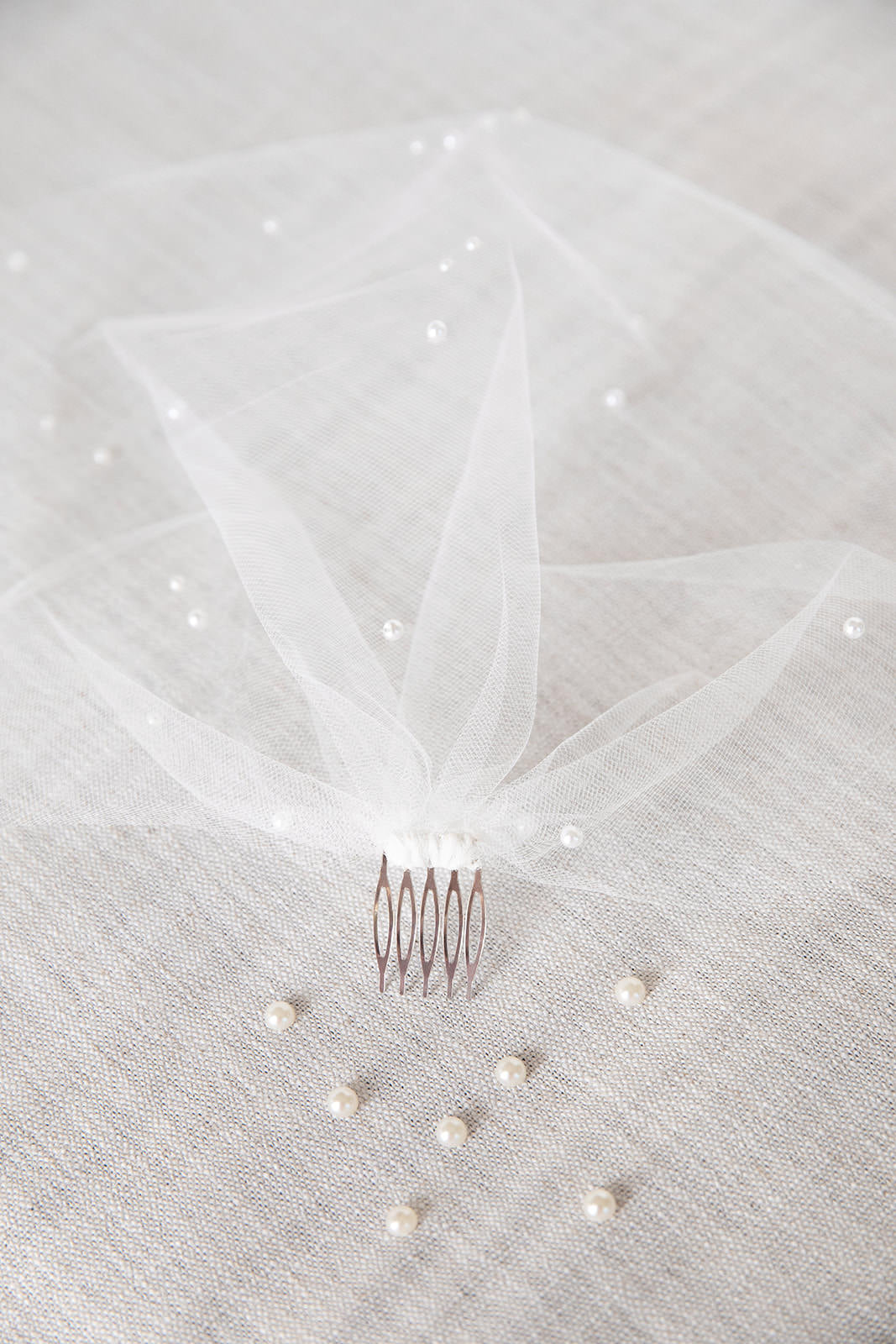 Ivory Freshwater Pearl Veil Weights for Wedding Veil – One Blushing Bride  Custom Wedding Veils